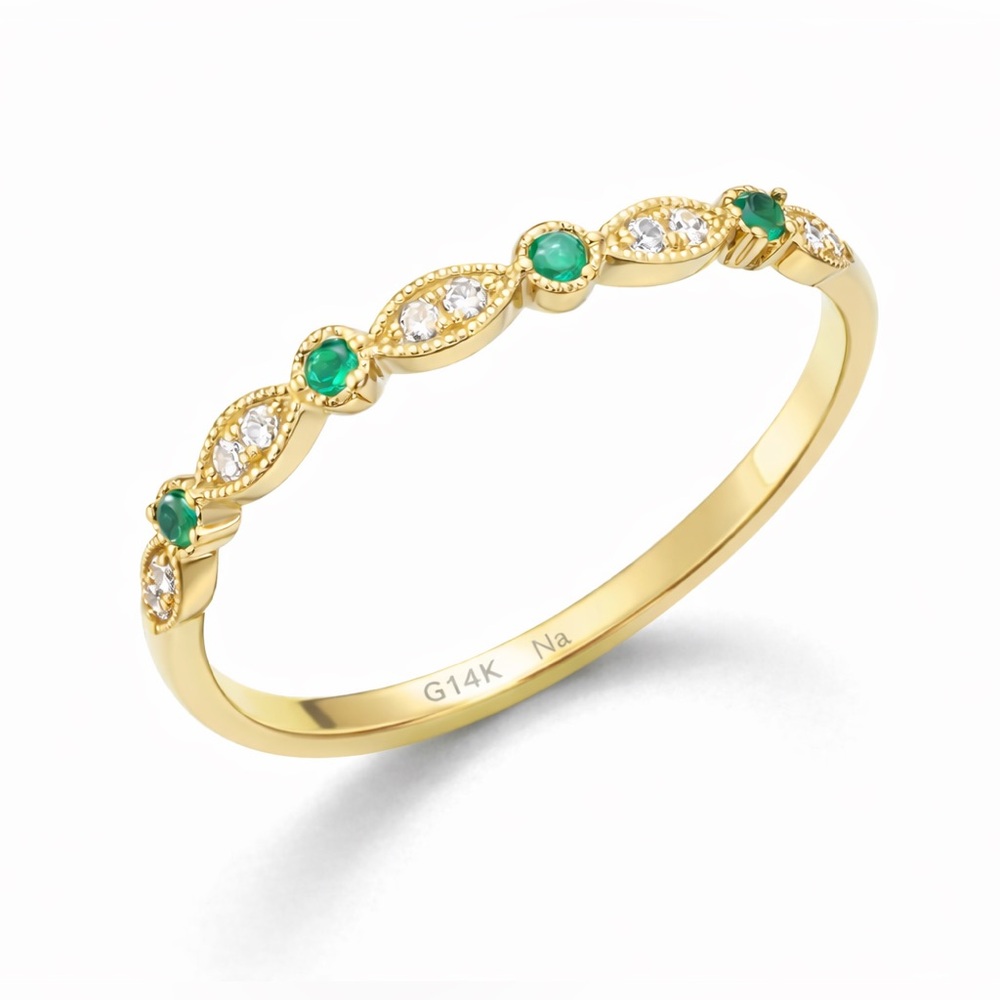 14K Solid Yellow Gold Natural Emerald Brilliant Diamond Vintage Estate Ring